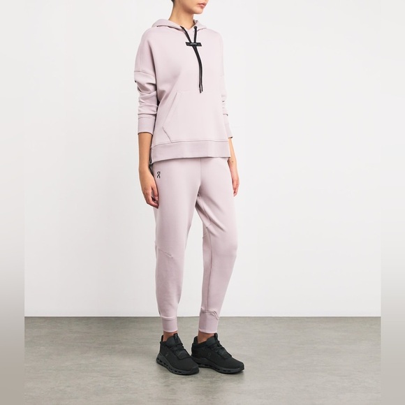 On Cloudnova 2 Trainers - Picture 6 of 16